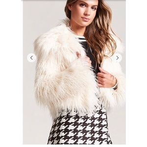 Shaggg, faux fur, white jacket